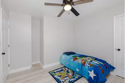 2322 S 63rd St, West Allis, WI 53219 - Photo 12