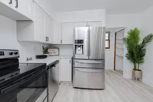 2322 S 63rd St, West Allis, WI 53219 - Photo 4