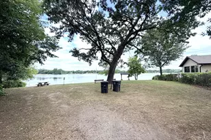 9739 269th Ave, Salem Lakes, WI 53179 - Photo 28