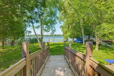 322  Lakeside Dr, Farmington, WI 53021 - Photo 6