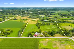 N124W16862 Lovers Ln, Germantown, WI 53022 - Photo 8