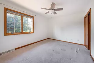 S67W23715 Fernwood Ct, Vernon, WI 53189 - Photo 20