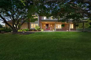 S67W23715 Fernwood Ct, Vernon, WI 53189 - Photo 1