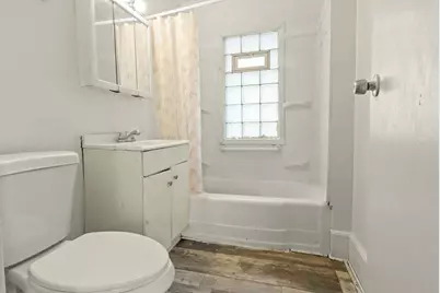 4703 W Villard Ave, Milwaukee, WI 53218 - Photo 6