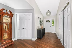 N64W33946 Lakeview Dr, Merton, WI 53066 - Photo 2