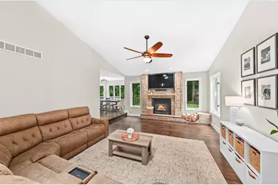 N64W33946  Lakeview Dr, Merton, WI 53066 - Photo 4