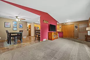7913 48th Ave, Kenosha, WI 53142 - Photo 4