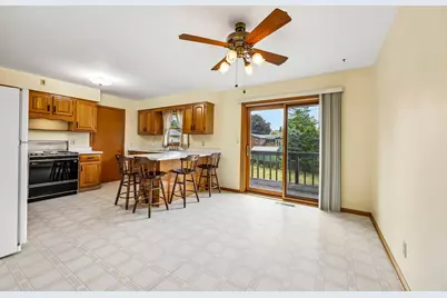 443  Park Ave, Burlington, WI 53105 - Photo 14