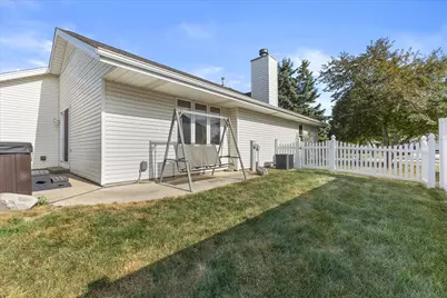 10365 S Kelly Dr, Oak Creek, WI 53154 - Photo 2