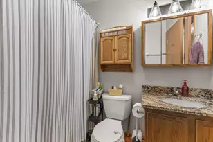 10365 S Kelly Dr, Oak Creek, WI 53154 - Photo 14