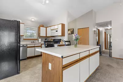 10365 S Kelly Dr, Oak Creek, WI 53154 - Photo 18