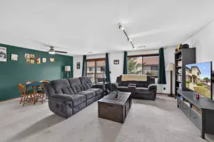 5728 Cambridge Cir, Racine, WI 53406 - Photo 2