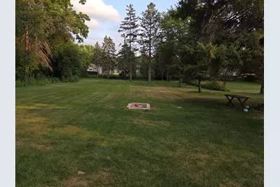 2027  Summit Ave, Waukesha, WI 53188 - Photo 40