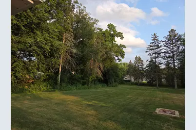 2027  Summit Ave, Waukesha, WI 53188 - Photo 36