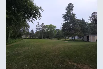 2027  Summit Ave, Waukesha, WI 53188 - Photo 42