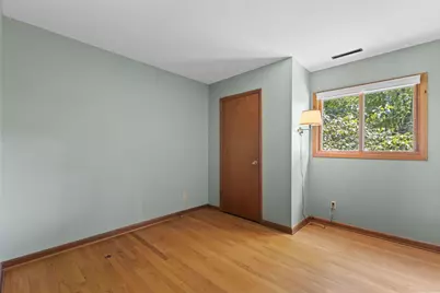 5429  Erie St, Racine, WI 53402 - Photo 22