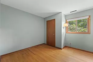 5429 Erie St, Racine, WI 53402 - Photo 22
