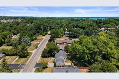 5429  Erie St, Racine, WI 53402 - Photo 38