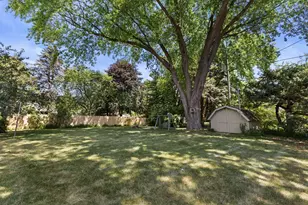 5429 Erie St, Racine, WI 53402 - Photo 32