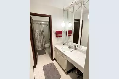 W169N11586  Biscayne Dr #13, Germantown, WI 53022 - Photo 12
