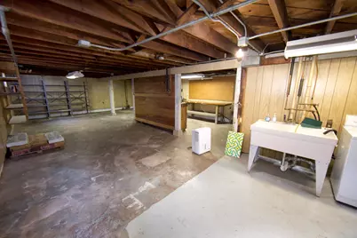 2152 N 58th St, Milwaukee, WI 53208 - Photo 26