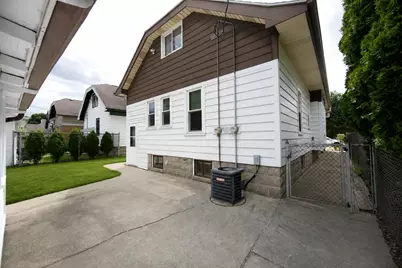 2152 N 58th St, Milwaukee, WI 53208 - Photo 34