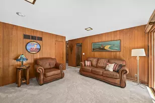 410 Oak Hill Rd, Walworth, WI 53184 - Photo 18