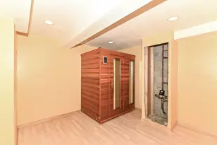 11042 W Villa Ave, Milwaukee, WI 53224 - Photo 40