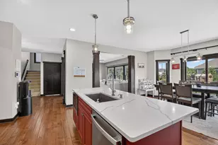 5252 Main St, Pleasant Prairie, WI 53158 - Photo 18
