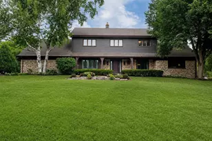 1790 Kelly Ln, Brookfield, WI 53045 - Photo 1