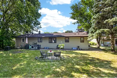 586  Oak St, Burlington, WI 53105 - Photo 22