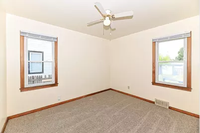 3425 S 1st St, Milwaukee, WI 53207 - Photo 16