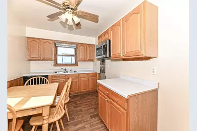 3425 S 1st St, Milwaukee, WI 53207 - Photo 10