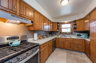 8214 203rd Ave, Bristol, WI 53104 - Photo 10