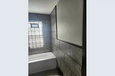 2026 N 48th St #2028, Milwaukee, WI 53208 - Photo 20