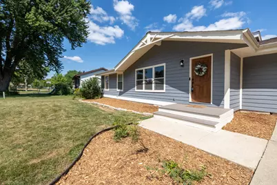 176  Ridgeway Dr, Dousman, WI 53118 - Photo 1