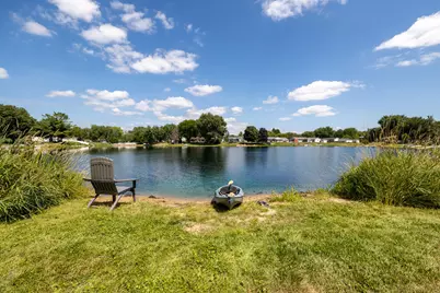 176  Ridgeway Dr, Dousman, WI 53118 - Photo 6