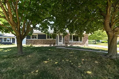 3310 E Woodview Ave, Oak Creek, WI 53154 - Photo 36