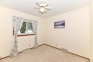 3310 E Woodview Ave, Oak Creek, WI 53154 - Photo 18
