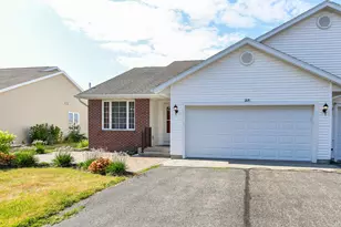 215 Westward Dr, Elkhorn, WI 53121 - Photo 1