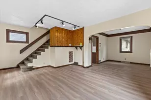 419 Hayes Avenue, Racine, WI 53405 - Photo 6
