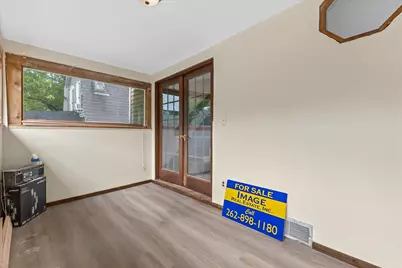 419  Hayes Ave, Racine, WI 53405 - Photo 12