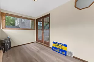 419 Hayes Avenue, Racine, WI 53405 - Photo 12