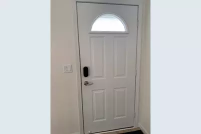 1422 W Van Norman Ave, Milwaukee, WI 53221 - Photo 8