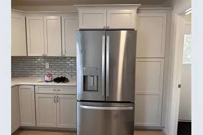 1422 W Van Norman Ave, Milwaukee, WI 53221 - Photo 22