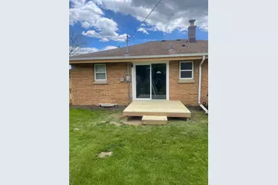 1422 W Van Norman Ave, Milwaukee, WI 53221 - Photo 6