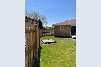 1422 W Van Norman Ave, Milwaukee, WI 53221 - Photo 4