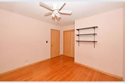 4777 S 14th St, Milwaukee, WI 53221 - Photo 20