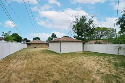 4777 S 14th St, Milwaukee, WI 53221 - Photo 30