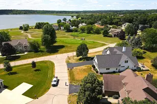 1230 Gleneagles Ct, Geneva, WI 53147 - Photo 40